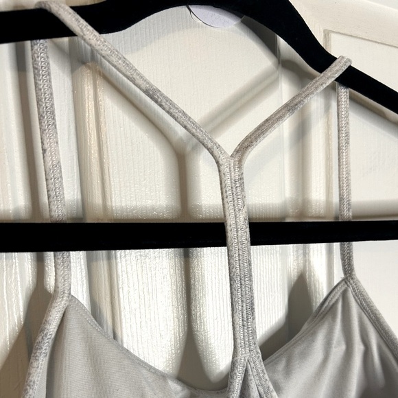Lululemon Power Pose Tank *Light Support For A/B Cup-Jasmine White Multi/ Size 4 - Picture 8 of 12